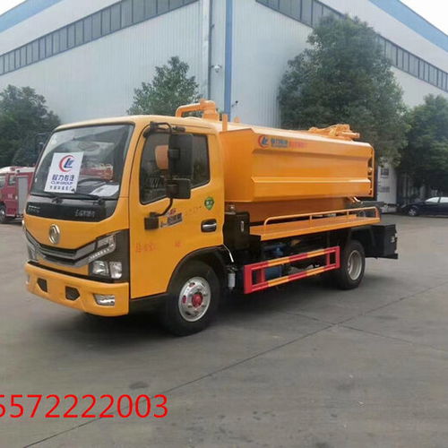 陜西西安臨潼吸污車廠家 專業打造8方吸污車，助力城市環保事業